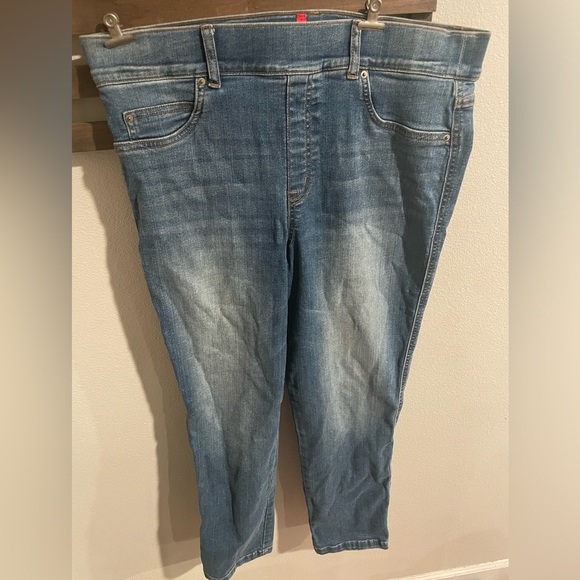 Spanx Ankle Skinny Jeans Womens size Medium Light Blue Wash Pull On jeggings - Picture 1 of 6